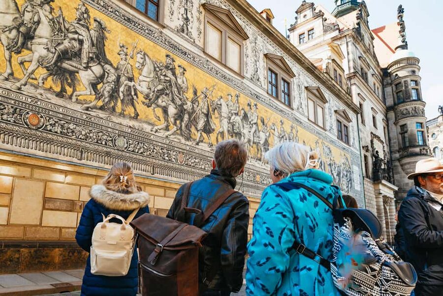 Dresden: Guided City Walk - Semperoper and the Baroque Zwinger