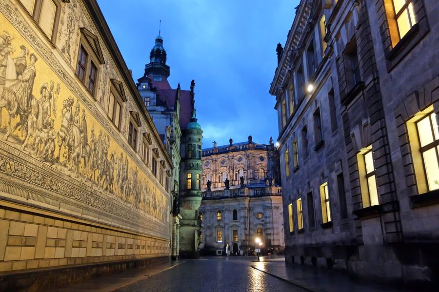 Dresden: Shared Small Group Walking Tour in English - Dresden Castle and the Royal Palace courtyards