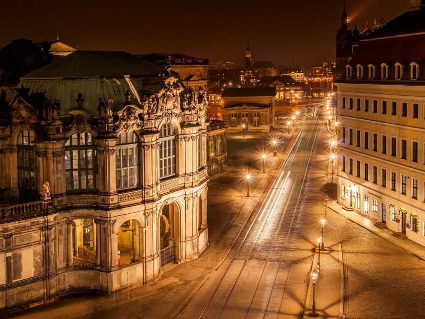 Dresden: Walking Tour with a Night Watchman including a Meal - Choosing between the four dinner plates