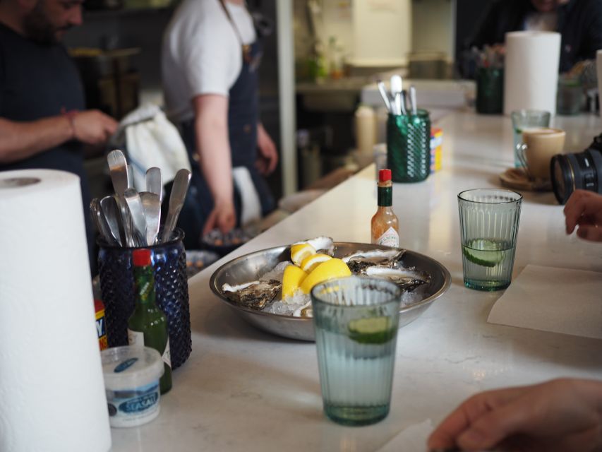 Dublin: Delicious Walking Food Tour - What Sinéad, Lisa, Ross, Ketty, and Heather bring