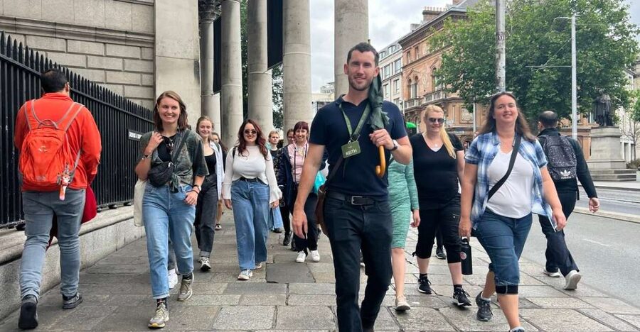 Dublin: Highlights and Hidden Gems Walking Tour - Meeting under the green umbrella in Temple Bar