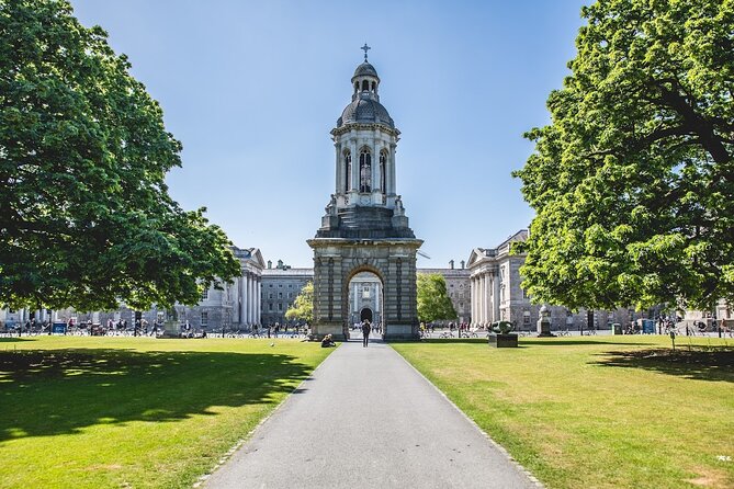 Dublin Historical Centre Food Tour with 8 Food Tastings & Drinks - Starting at College Green with Irish coffee