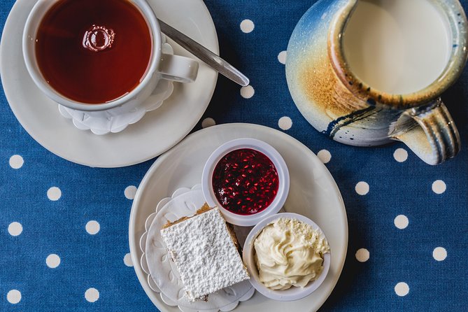 Dublin Historical Centre Food Tour with 8 Food Tastings & Drinks - Irish cheeses and a first taste of Dublin’s food scene