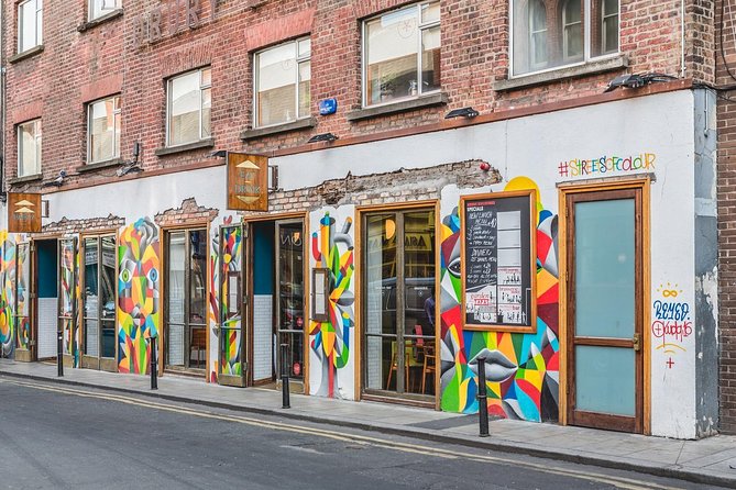 Dublin Historical Centre Food Tour with 8 Food Tastings & Drinks - Lunch in Temple Bar with stew and soda bread