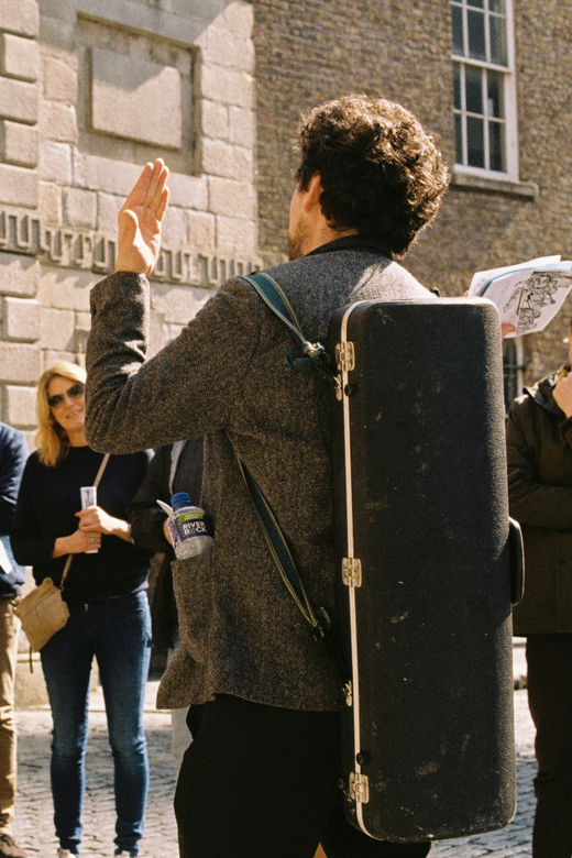 Dublin: Irish Music Walking Tour with Live Performance - Is $27 a fair price?