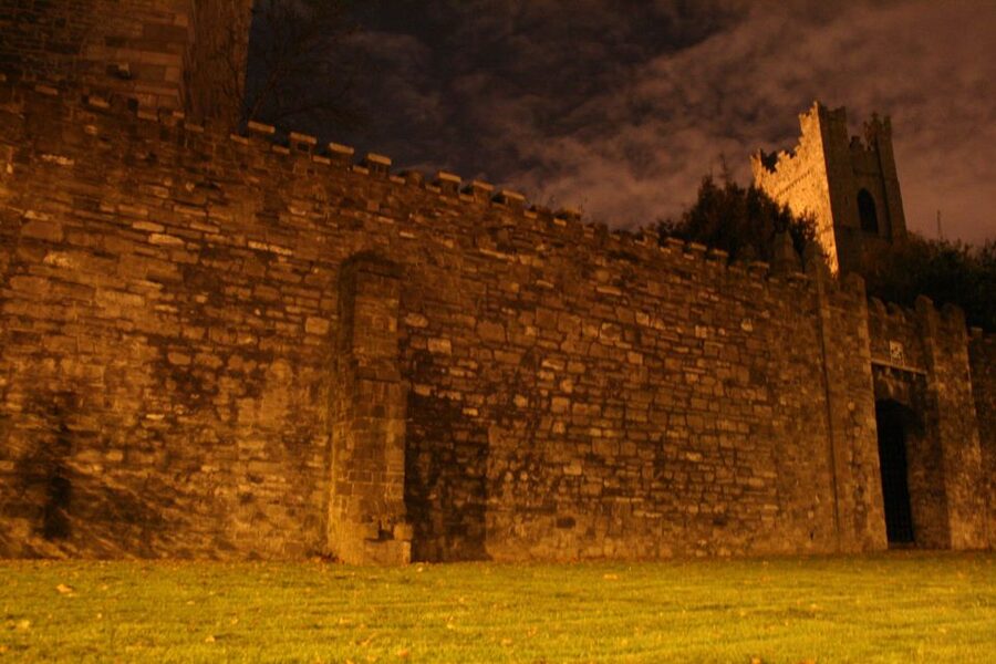 Dublin's Haunted History Walking Tour - The Dolocher and the Hellfire Club