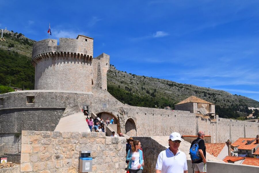 Dubrovnik: City Walls Early Morning or Sunset Walking Tour - How much does the experience really cost?