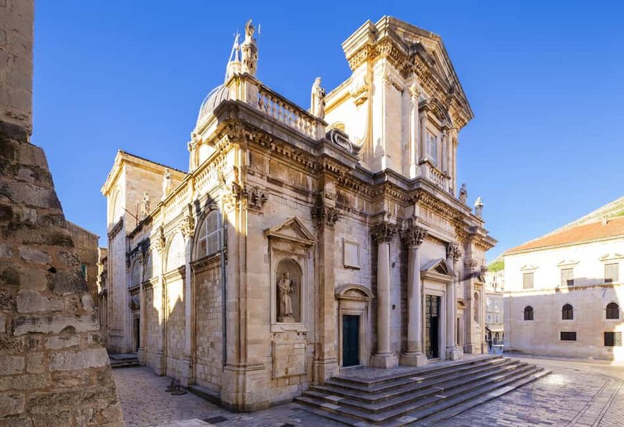Dubrovnik: City Walls, Old Town Walking Tour & Adriatic View - Key points at a glance