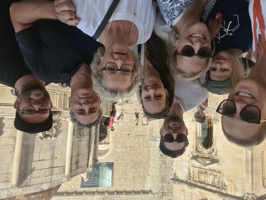 Dubrovnik: Explore Dubrovnik Old Town Walking Tour - Meeting the guide at Pile Gate