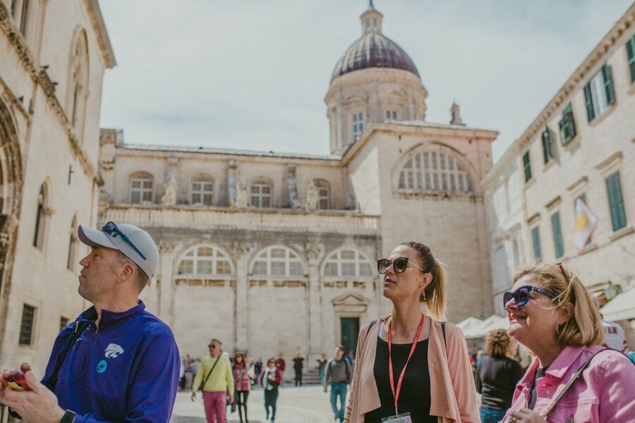 Dubrovnik: History and Game of Thrones Walking Tour - Franciscan Monastery, Onofrio Fountain, and St. Saviors Church