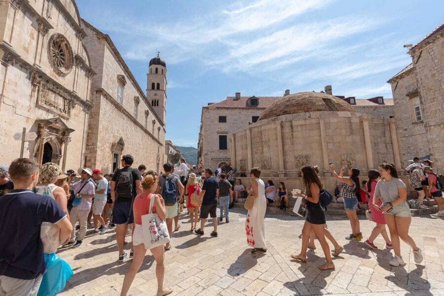 Dubrovnik: History and Game of Thrones Walking Tour - Pile Bay and Fort Lawrence: a strong opening view