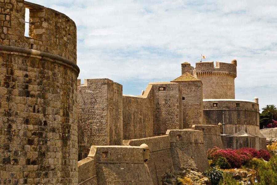 Dubrovnik: Walls and Wars Walking Tour - The Homeland War and Dubrovnik’s recent past