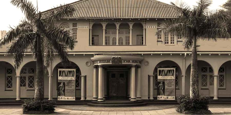 Durban: City Sightseeing and Walking Tour - Moses Mabhida Stadium from the outside