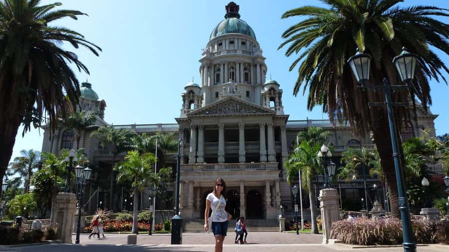 Durban: City Sightseeing and Walking Tour - Victoria Street and the city center