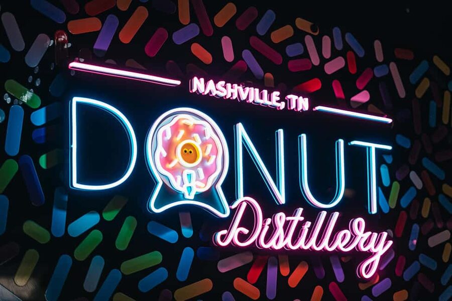 East Nashville Walking Food Tour with 5+ Tastings - A retro diner with a Netflix connection