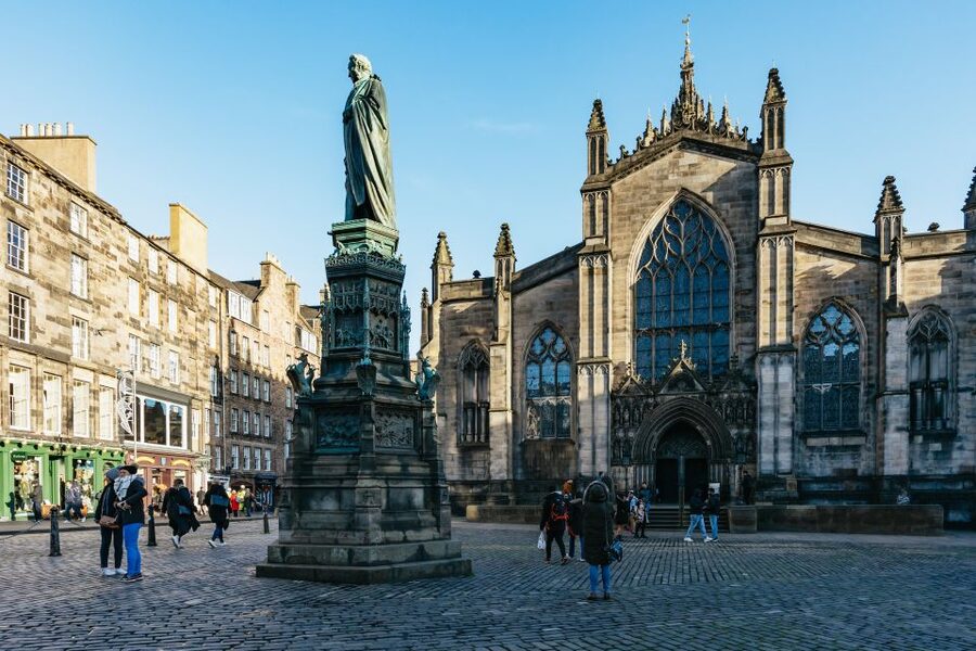 Edinburgh: 3-Hour Guided Walking Tour - Starting at Usher Hall and the castle viewpoint
