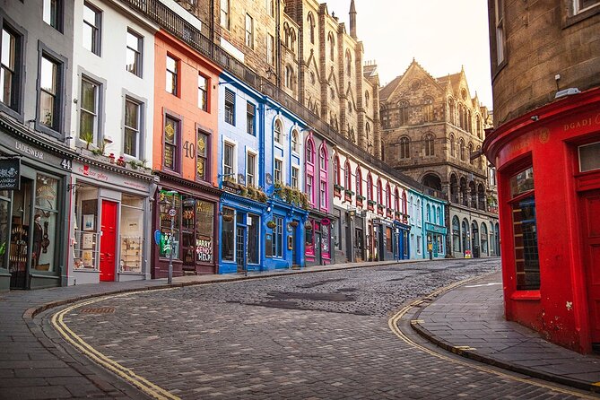 Edinburgh Castle & Royal Mile Walking Tour - Ticket Included - Edinburgh Castle: the dramatic finish