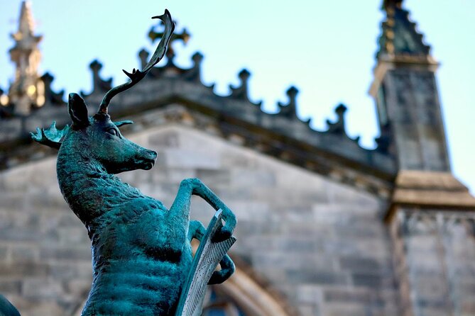Edinburgh Food Tour with Scotch, Haggis, a Secret Dish & More - The route’s major sights beyond the food