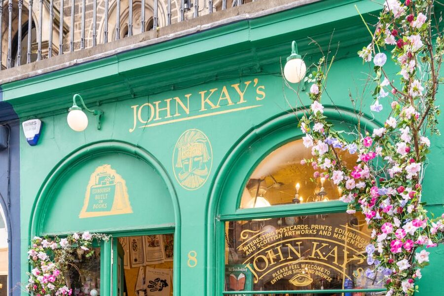 Edinburgh: Harry Potter Magical Guided Walking Tour - Victoria Street and the route toward the Grassmarket