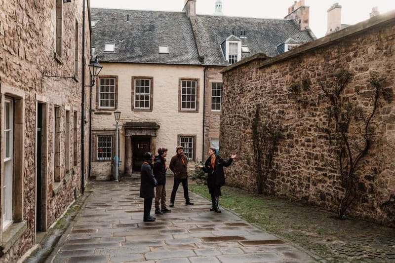 Edinburgh: Multi-Sensory Old Town Historical Walking Tour - Why this 90-minute walk works as an Edinburgh introduction
