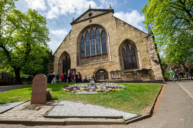 Edinburgh Old Town: Historical Guided Walking Tour - A two-hour introduction to centuries of Edinburgh