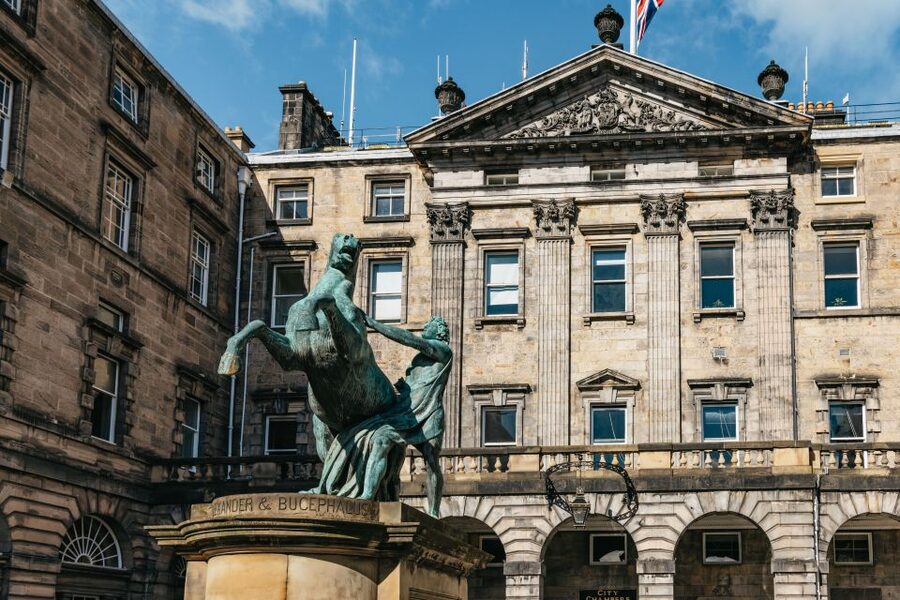 Edinburgh: Old Town History and Tales Walking Tour - Is $24 good value?