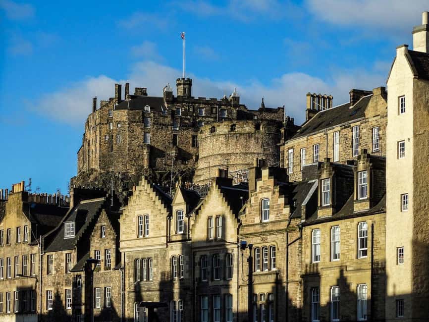 Edinburgh: Private Walking Tour in French with Clémentine - Why this French walking tour works so well