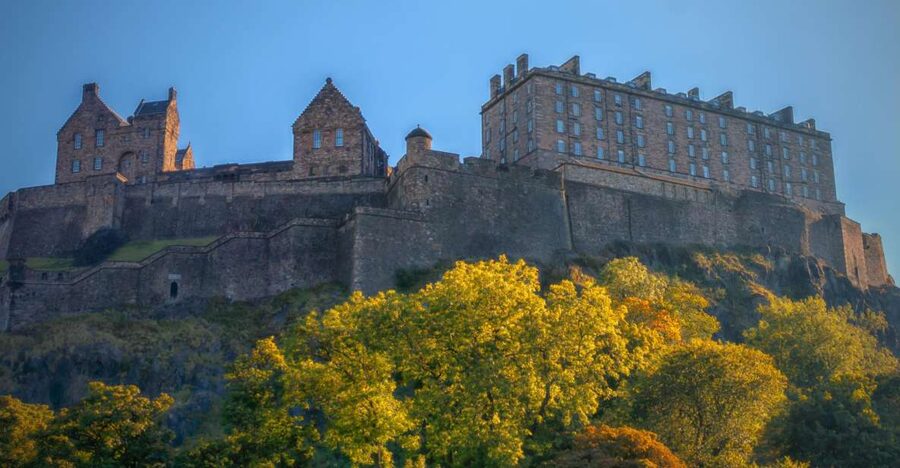 Edinburgh: Private Walking Tour with a Local - Starting points near Edinburgh’s central sights