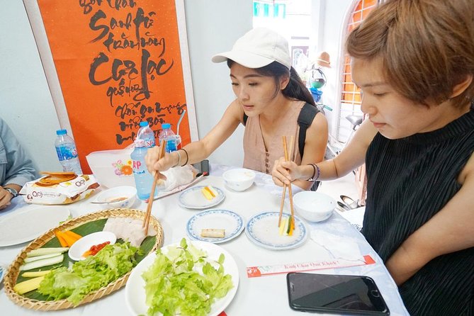 Evening Walking Food Tour, folk game and lantern boat - The food stops: Hoi An specialties with plenty to eat