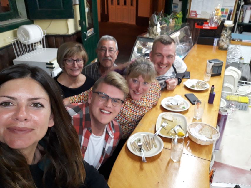 Faro: Old Town Guided Walking Food Tour - Drinks at every stop