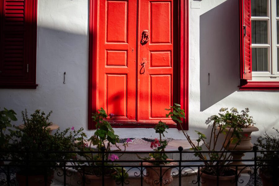 Feel like a local - Walking Tour in Mykonos Town 2hours - The guides make the biggest difference