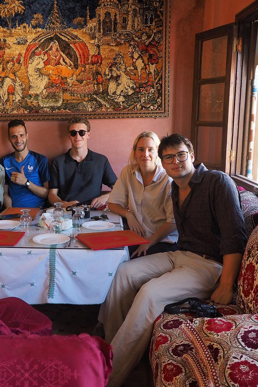 Fez: Guided Walking Tour of the Historic Medina - Through the souks and into everyday Fez
