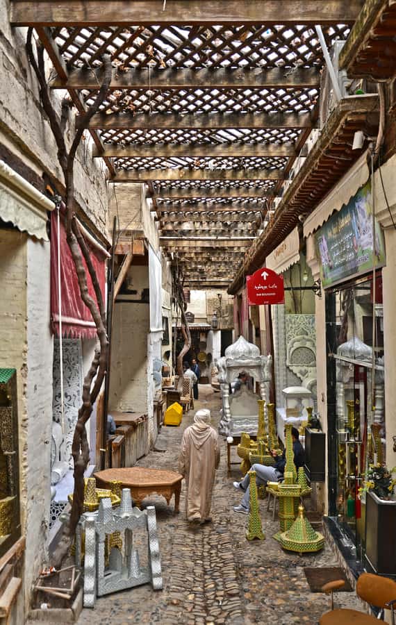 Fez: Walking Tour in the Ancient City of Fez - Moulay Idriss, Al-Attarine, and the city’s religious center