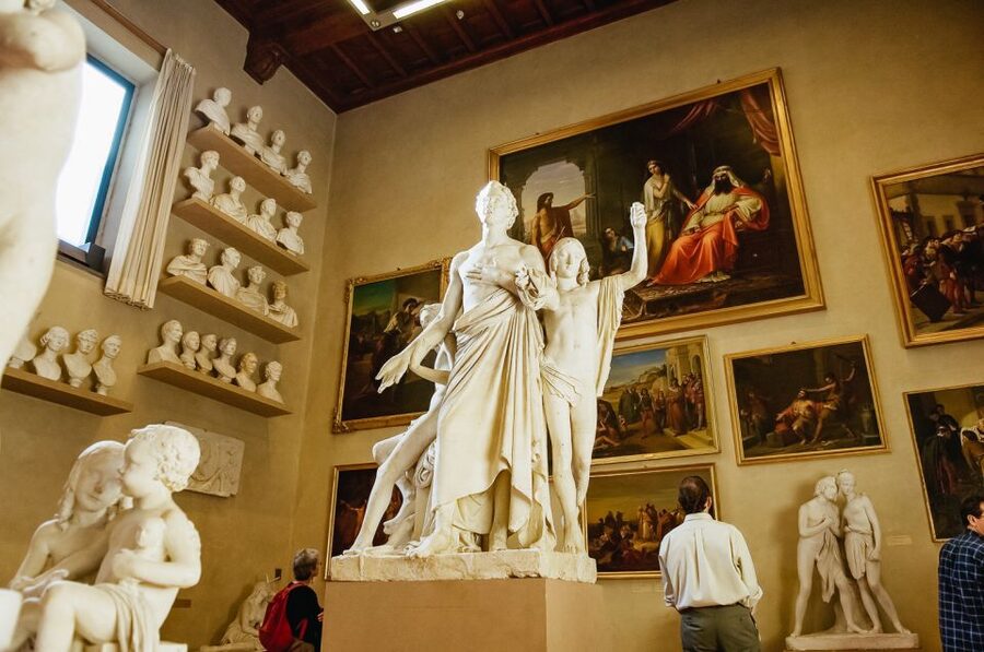 Florence: Accademia, Uffizi, and City Center Walking Tour - Is the four-hour format good value?