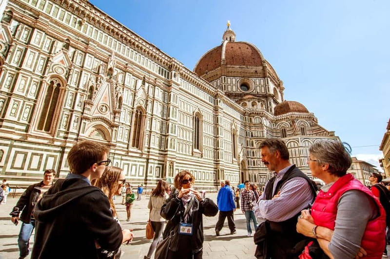 Florence: City Highlights Walking Tour & Wine Windows Option - Following in the footsteps of Michelangelo and Leonardo