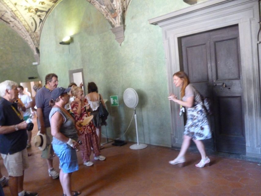 Florence: Dan Brown's Inferno 2-Hour Walking Tour - What the guides add to the experience