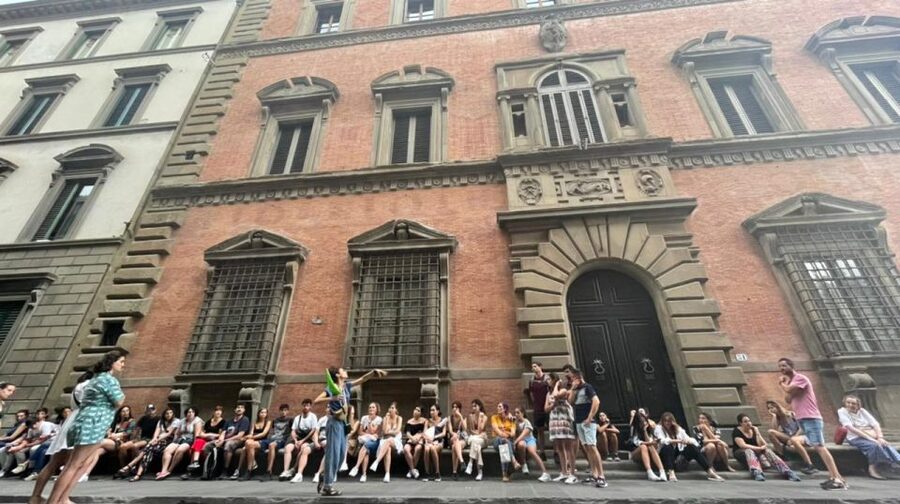 Florence: Dark Mysteries and Legends Guided Walking Tour - Why this Florence walking tour feels different