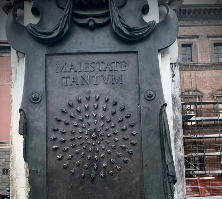 Florence: Dark Mysteries and Legends Guided Walking Tour - Piazza della Signoria and Florence’s political heart