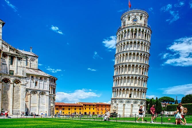 Florence: Duomo Complex with Tickets & City Walk Guided Tour - The Baptistery and its golden mosaics
