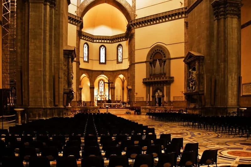 Florence Duomo Square Guided Walking Tour with Entry Tickets - The red dome and Brunelleschi’s great engineering feat