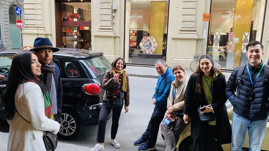 Florence: Guided Walking Tour - Starting around Piazza della Repubblica