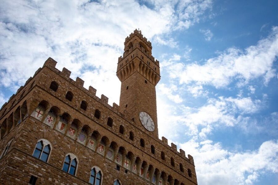 Florence: Heart of Florence Guided Walking Tour - Piazza Signoria, Palazzo Vecchio, and Florence’s open-air museum