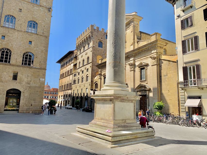 Florence: Highlights Walking Tour with Expert Guide - Piazza della Signoria and the Medici stage