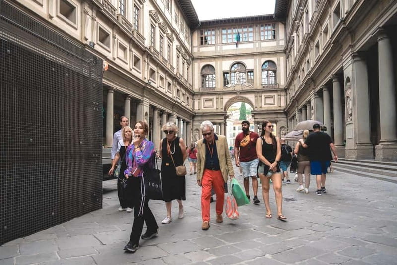 Florence: Medici Family Guided Walking Tour - San Lorenzo and the Medici family’s religious base