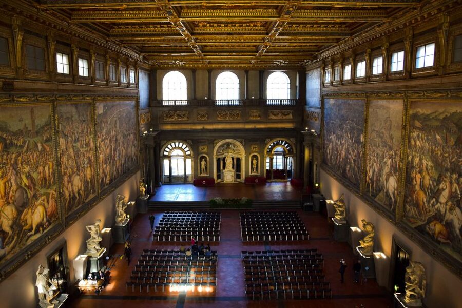 Florence: Mysteries of the Medici Guided Walking Tour - Price, length, and group size