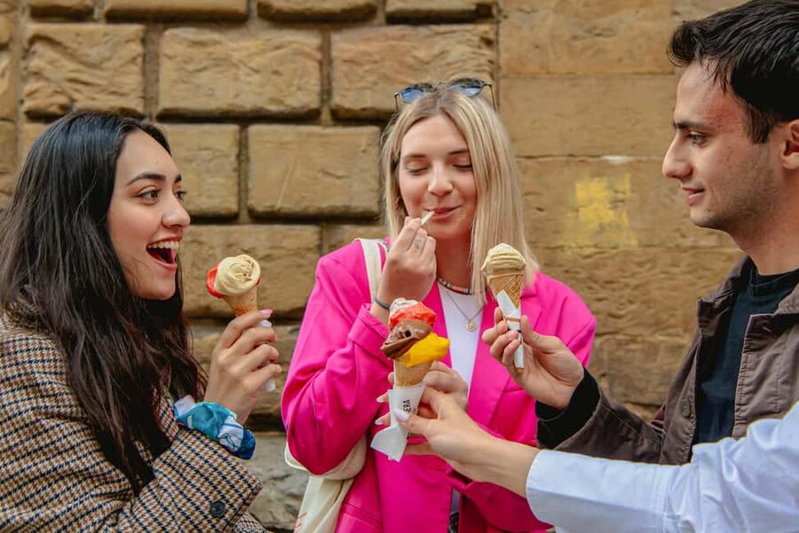 Florence: Private Food Walking Tour with Tuscan Classics - How the walking route adds context