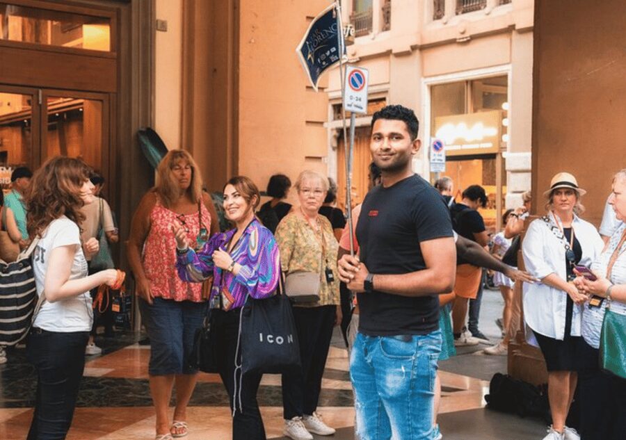 Florence: Small Group Guided Walking Tour - Piazza della Signoria and Florence’s public face