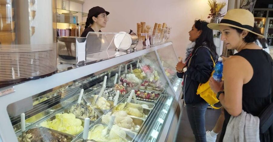 Florence: Street Food Walking Tour with Wine - What the guide adds to the meal