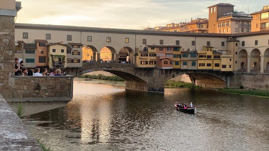Florence: The Medici Family Guided Walking Tour - What the 90-minute format really means