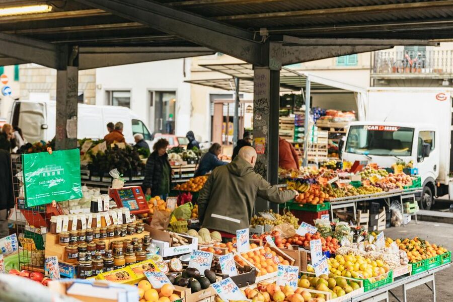 Florence: Tuscan Food and Wine Guided Walking Tour - Coccoli, cold cuts, and a taste of fried Florence